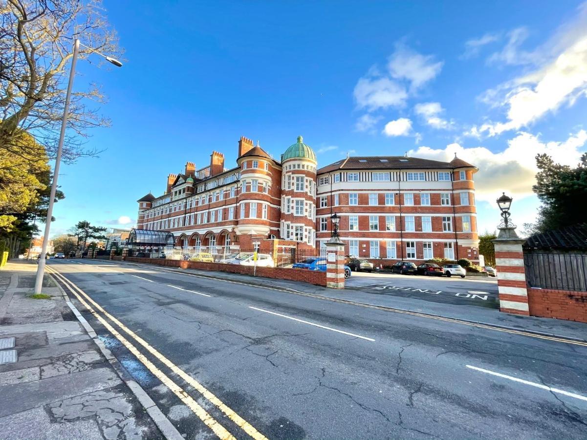 Modern Family Apartment Free Parking And Gym By Beach Bournemouth Exterior foto